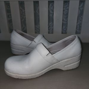 Cherokee women's nursing clog